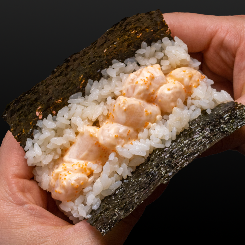 Click to expand image of Bay Scallop Handroll.